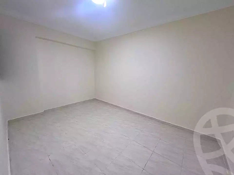 https://aqarmap.com.eg/ar/listing/6940565-for-sale-alexandria-al-agamy-shataa-el-nakheel