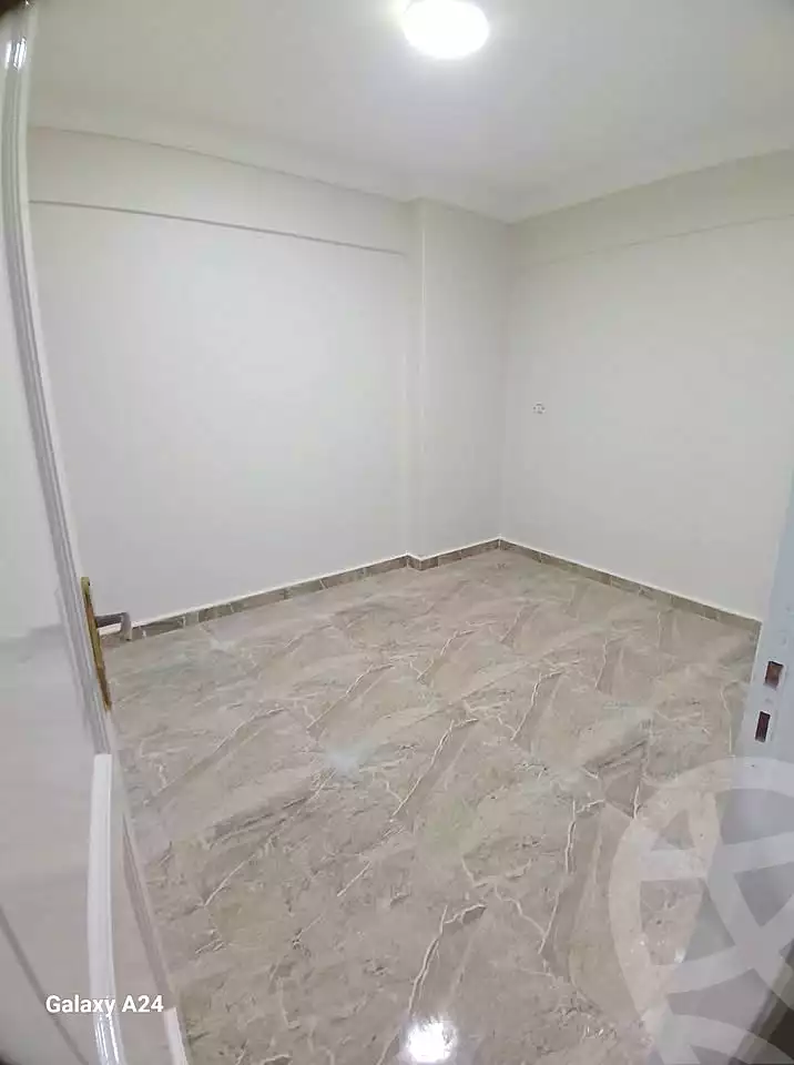 https://aqarmap.com.eg/ar/listing/6940909-for-sale-alexandria-el-asafra-l-sfr-bhry