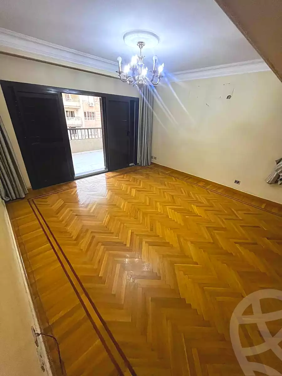 https://aqarmap.com.eg/ar/listing/6942296-for-sale-cairo-nasr-city-hay-el-sefarat-mecca-st