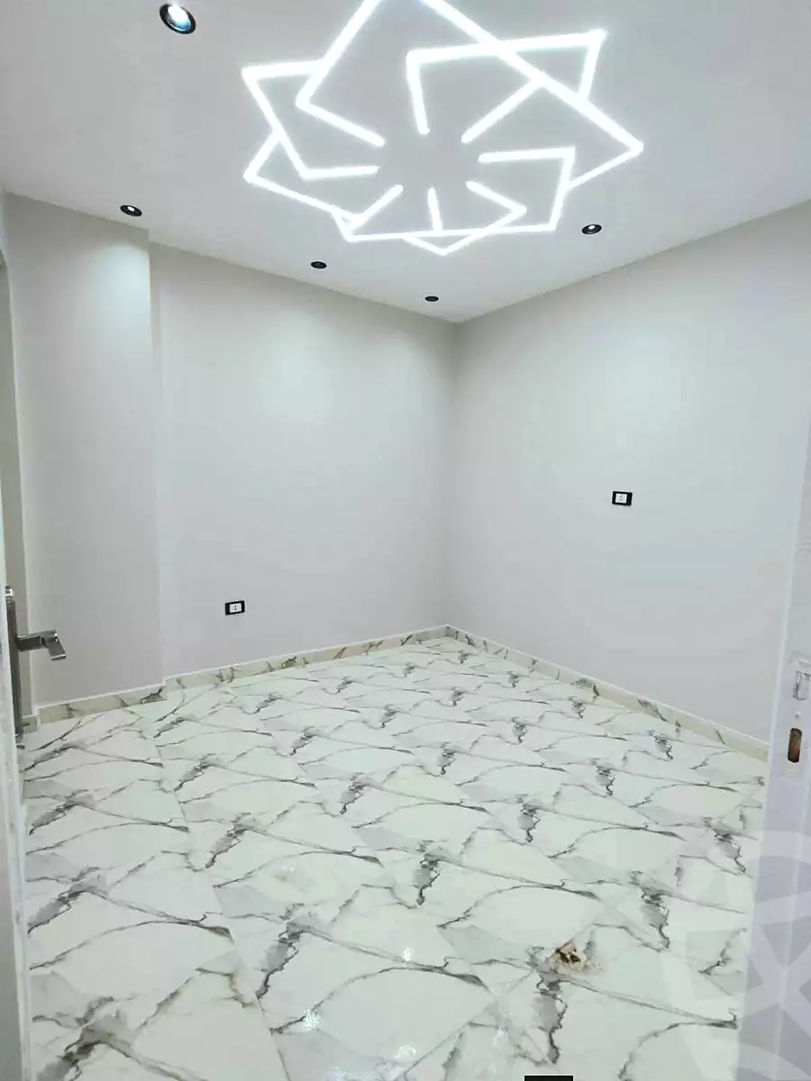 https://aqarmap.com.eg/ar/listing/6942427-for-sale-alexandria-al-agamy-lbytsh-shahr-al-assal-st