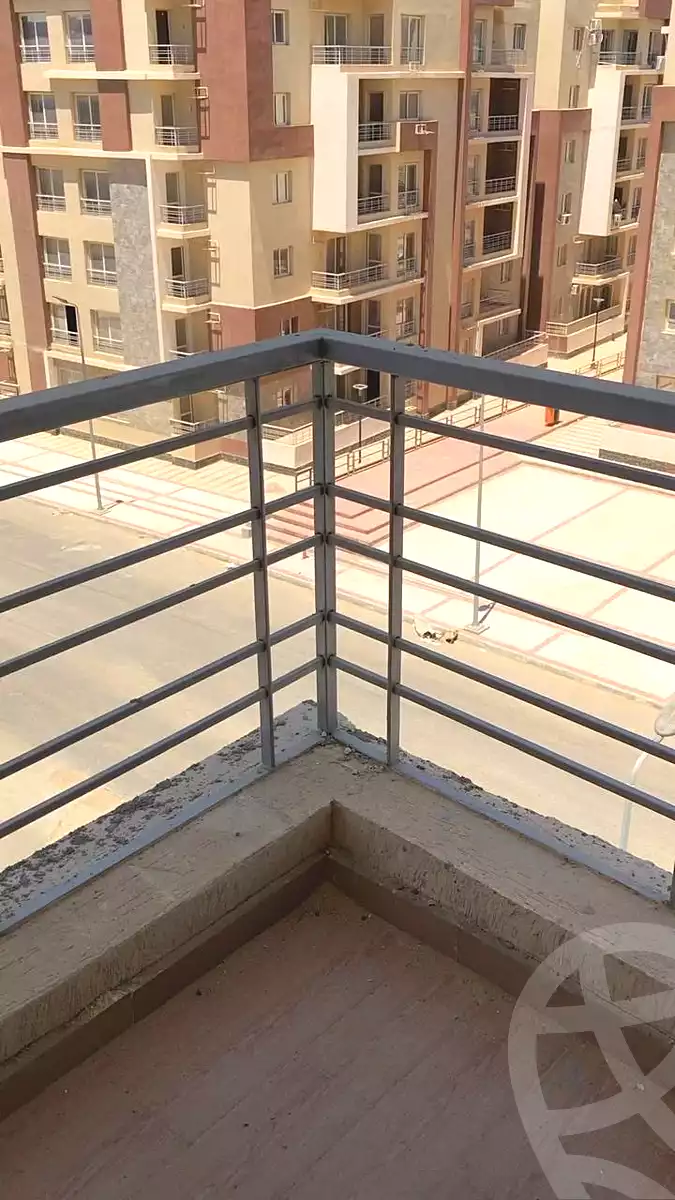 https://aqarmap.com.eg/ar/listing/6942366-for-sale-cairo-new-cairo-compounds-dar-misr-el-koronfel