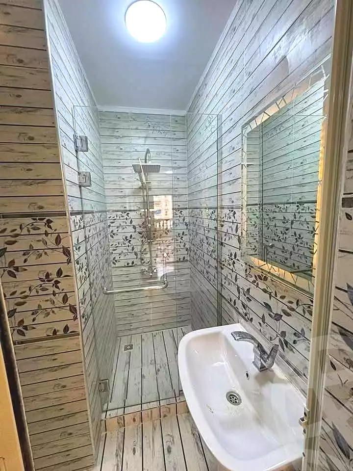 https://aqarmap.com.eg/ar/listing/6942858-for-sale-alexandria-al-agamy-lbytsh-shahr-al-assal-st