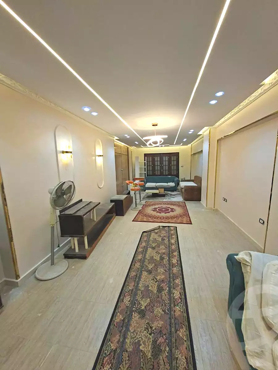 https://aqarmap.com.eg/ar/listing/6942933-for-sale-cairo-helwan-helwan-el-sharkeya-mostafa-safwat-st