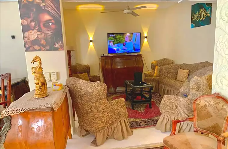 https://aqarmap.com.eg/ar/listing/6942937-for-rent-alexandria-al-agamy-lbytsh-el-hanafeya-st