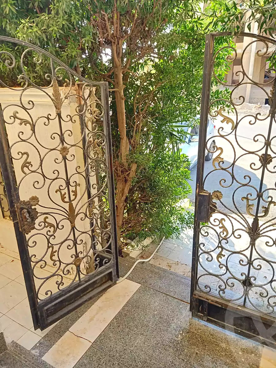 https://aqarmap.com.eg/ar/listing/6943293-for-sale-cairo-new-cairo-el-yassamin-el-yasmeen-7-el-shaikh-hassan-mamoun-st