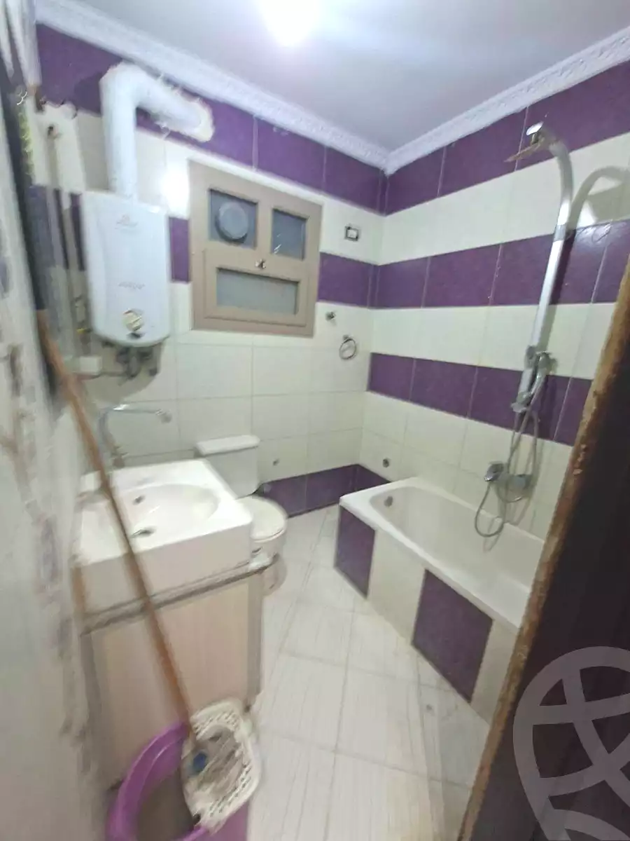 https://aqarmap.com.eg/ar/listing/6943304-for-sale-cairo-helwan-helwan-el-sharkeya-mostafa-safwat-st