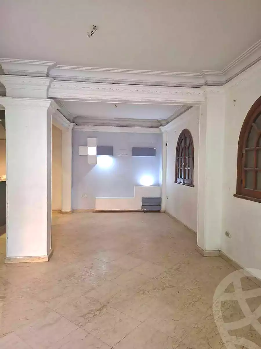 https://aqarmap.com.eg/ar/listing/6943357-for-sale-cairo-helwan-helwan-el-sharkeya-thabit-basha-st