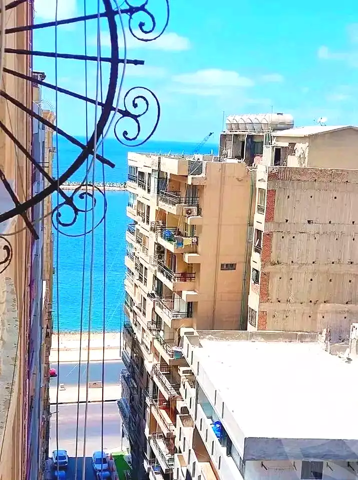 https://aqarmap.com.eg/en/listing/6943888-for-sale-alexandria-sydy-bshr-sydy-bshr-bhry-shr-khld-bn-lwlyd