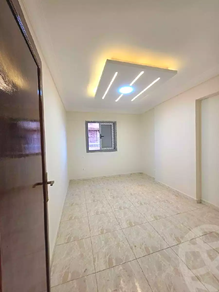 https://aqarmap.com.eg/ar/listing/6943883-for-sale-alexandria-el-asafra-l-sfr-bhry-el-geish-rd