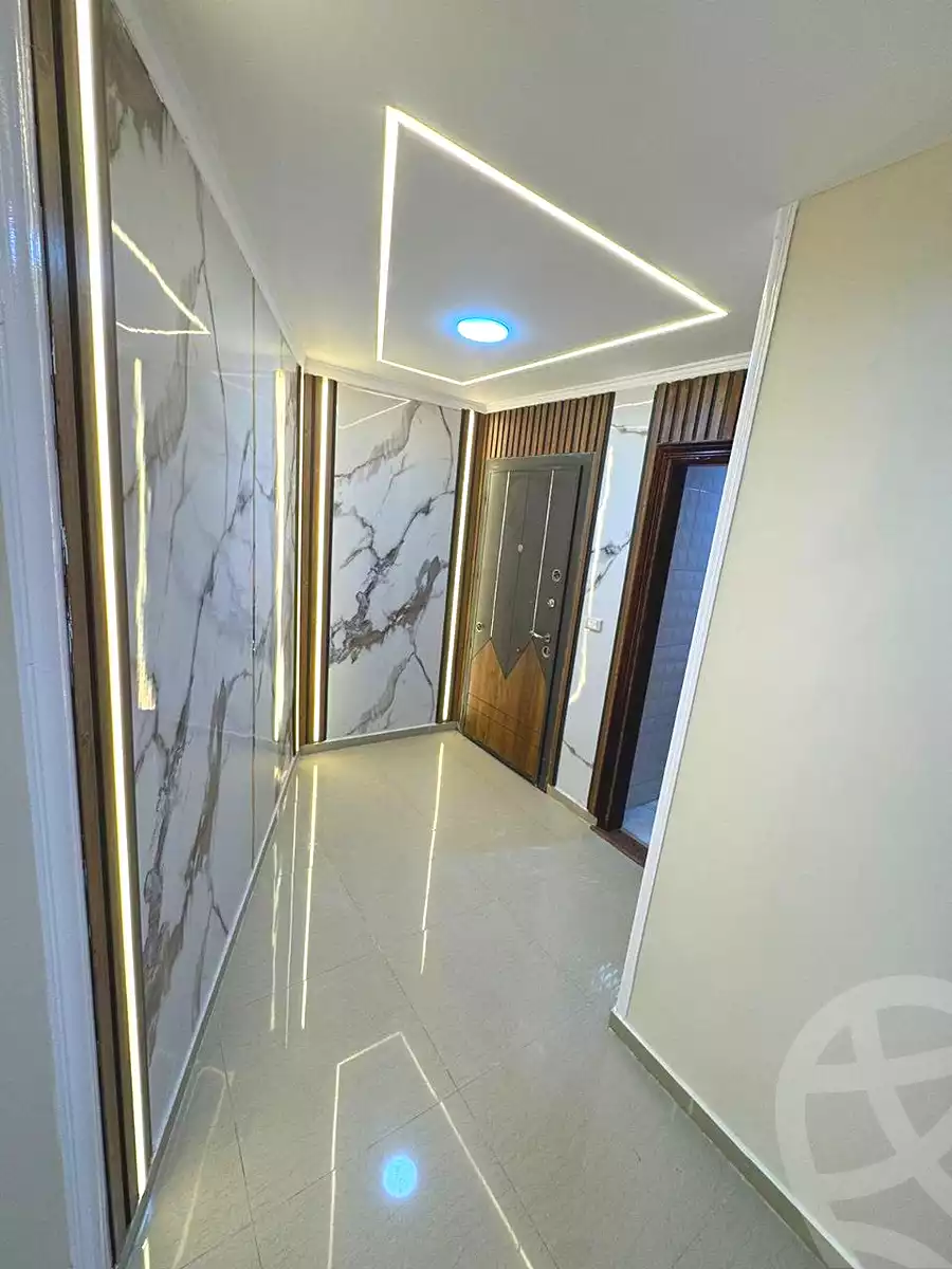 https://aqarmap.com.eg/ar/listing/6943914-for-sale-alexandria-sydy-bshr-sydy-bshr-bhry-shr-mhmwd-l-yswy