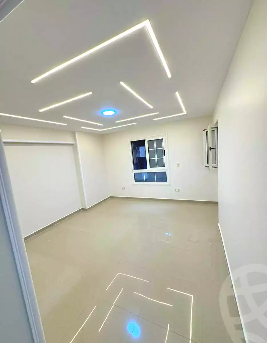 https://aqarmap.com.eg/ar/listing/6944001-for-sale-alexandria-sydy-bshr-sydy-bshr-bhry-shr-mhmwd-l-yswy