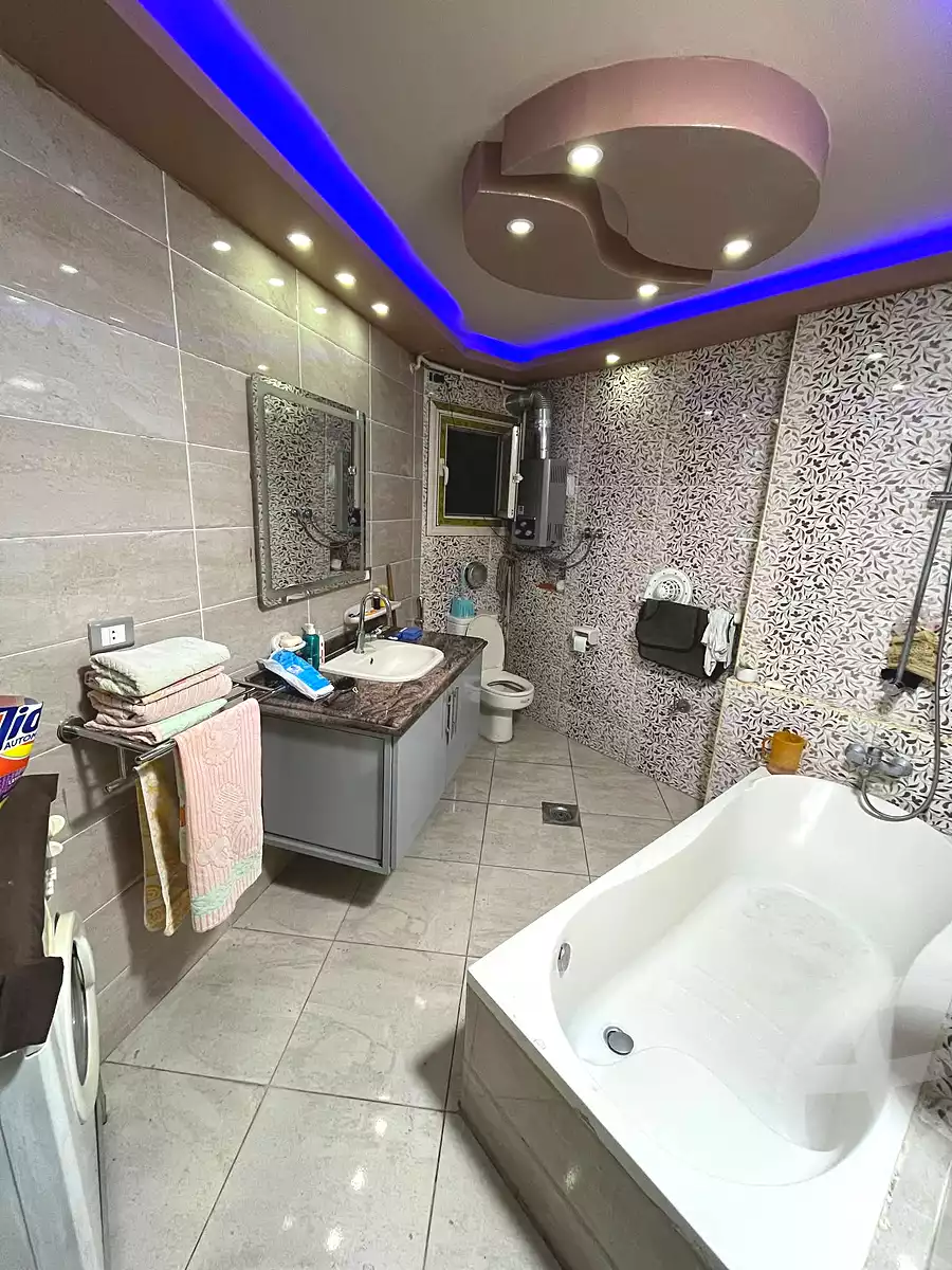 https://aqarmap.com.eg/ar/listing/6944101-for-rent-cairo-shoubra-el-sahel-emtedad-ahmed-helmy-st
