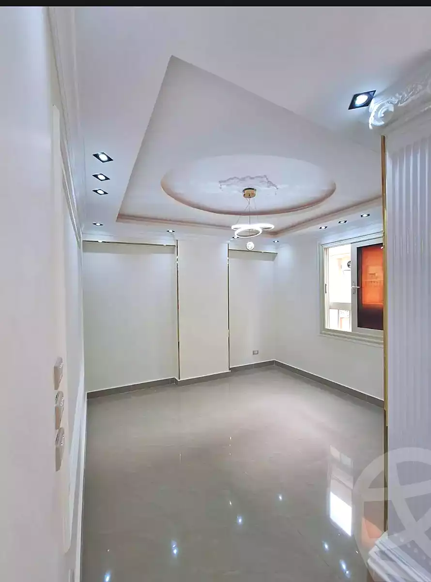 https://aqarmap.com.eg/ar/listing/6944111-for-sale-alexandria-sydy-bshr-sydy-bshr-bhry-street-15