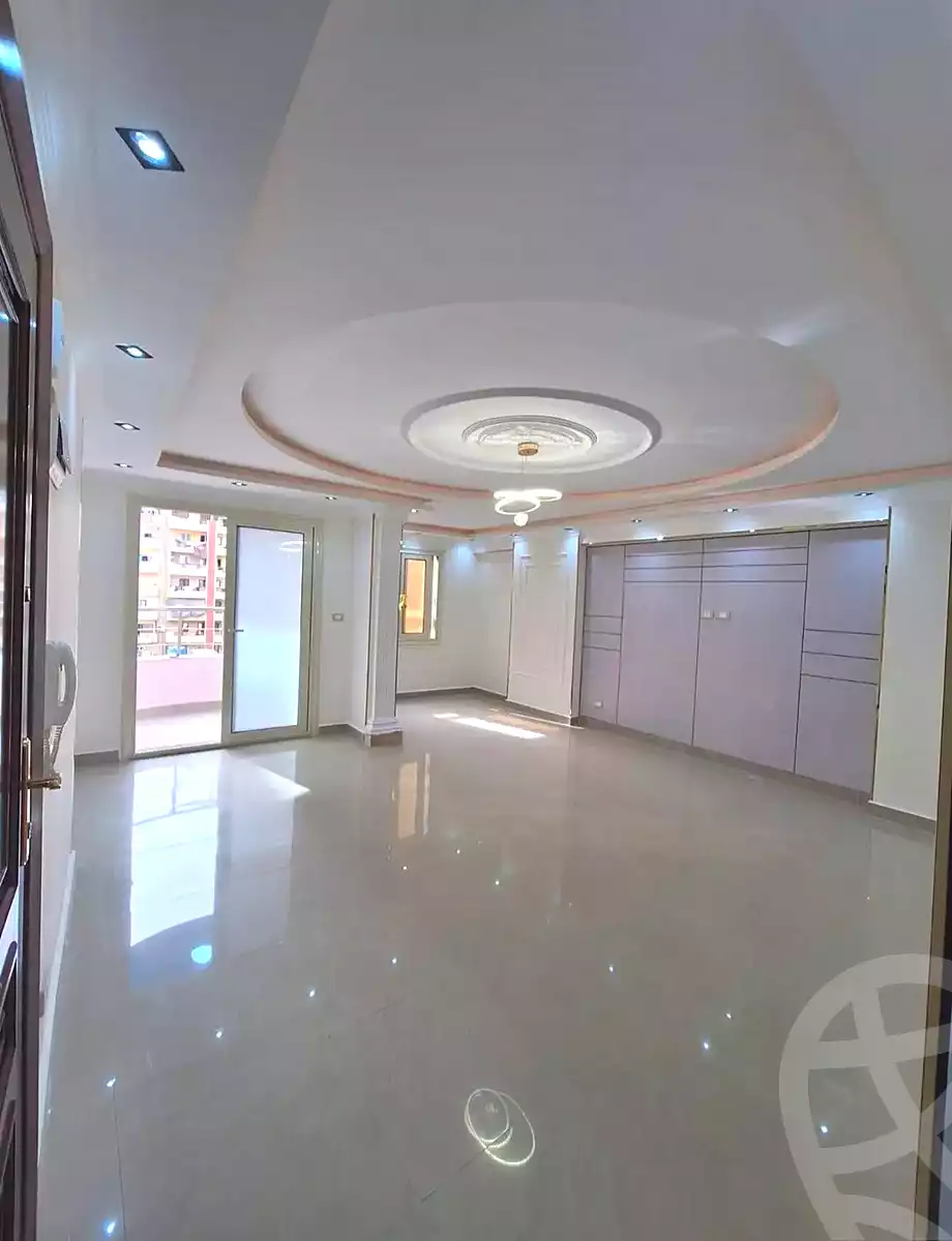 https://aqarmap.com.eg/ar/listing/6944111-for-sale-alexandria-sydy-bshr-sydy-bshr-bhry-street-15