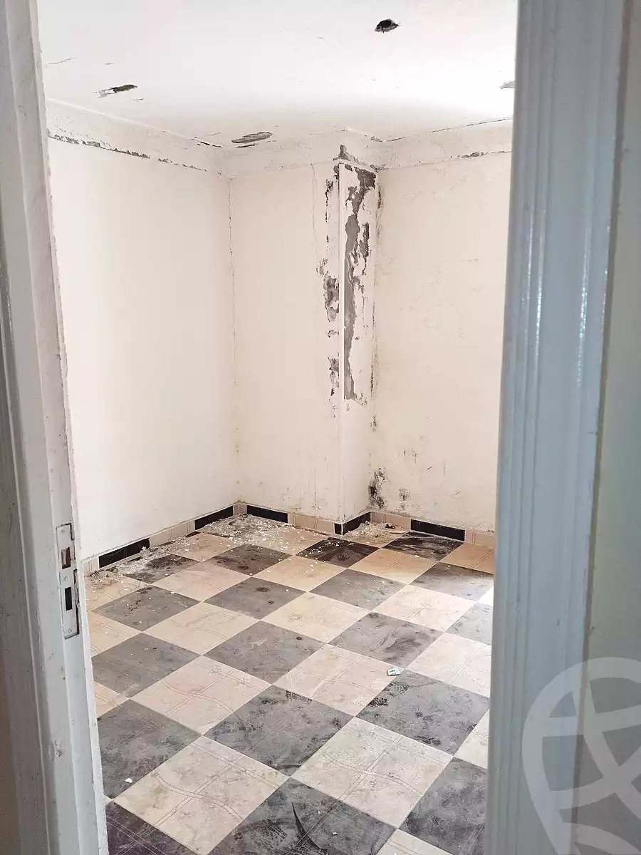 https://aqarmap.com.eg/en/listing/6944275-for-sale-alexandria-al-agamy-el-hanouvel-al-haded-we-al-soulb-st