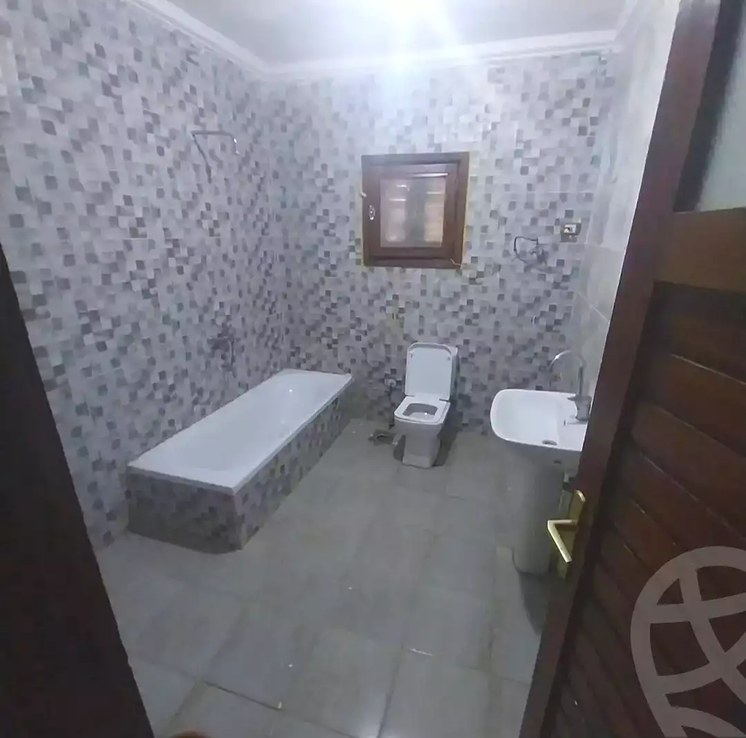 https://aqarmap.com.eg/ar/listing/6944477-for-sale-alexandria-al-agamy-lbytsh-el-hanafeya-st