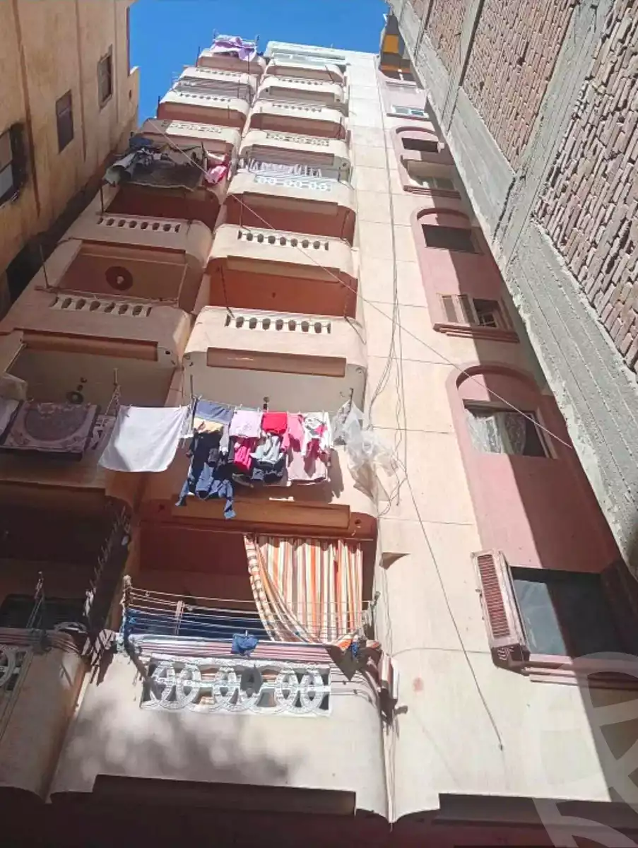 https://aqarmap.com.eg/ar/listing/6944506-for-sale-alexandria-al-agamy-el-hanouvel