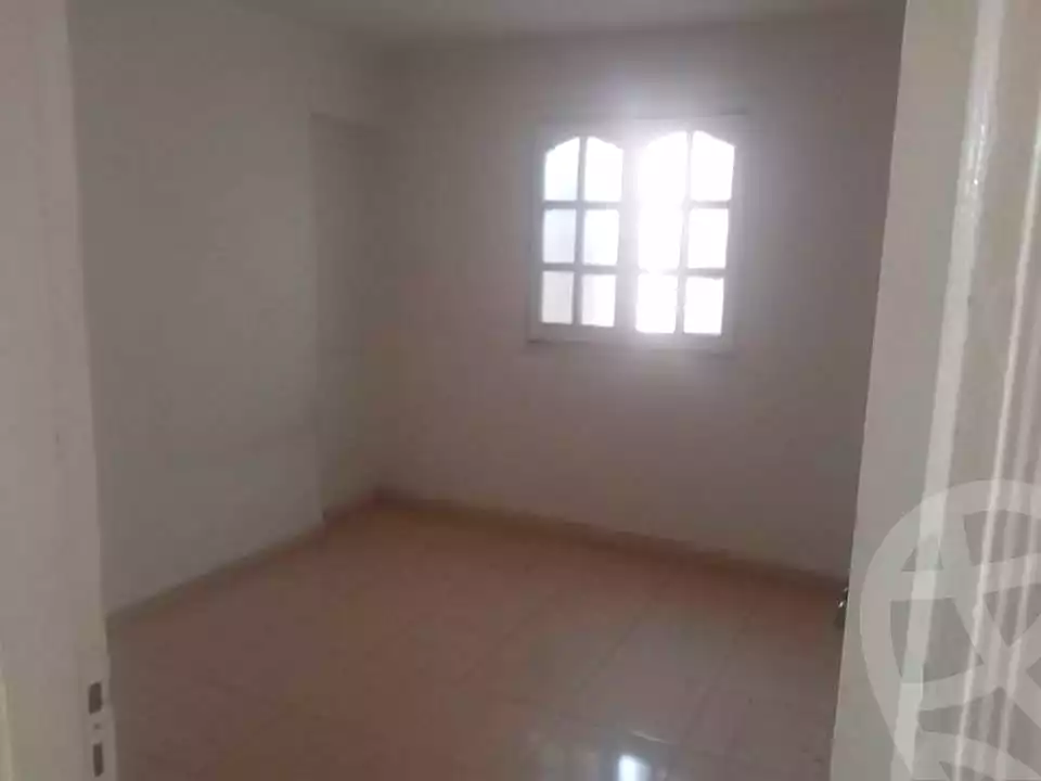 https://aqarmap.com.eg/ar/listing/6944776-for-rent-alexandria-moharram-bey-bwlynw