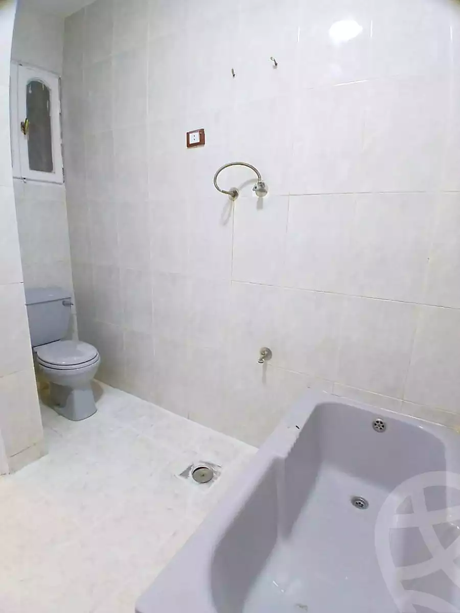 https://aqarmap.com.eg/en/listing/6945743-for-sale-alexandria-al-agamy-shataa-el-nakheel