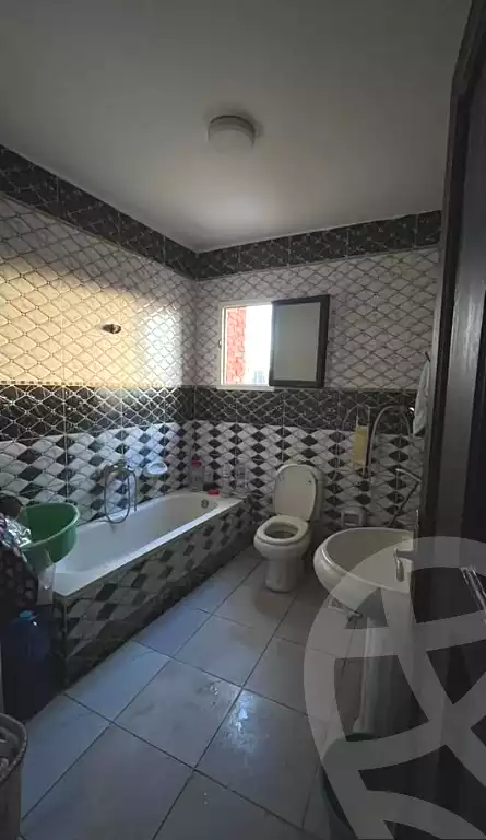 https://aqarmap.com.eg/ar/listing/6945831-for-sale-alexandria-al-agamy-lbytsh-qased-kareem-st