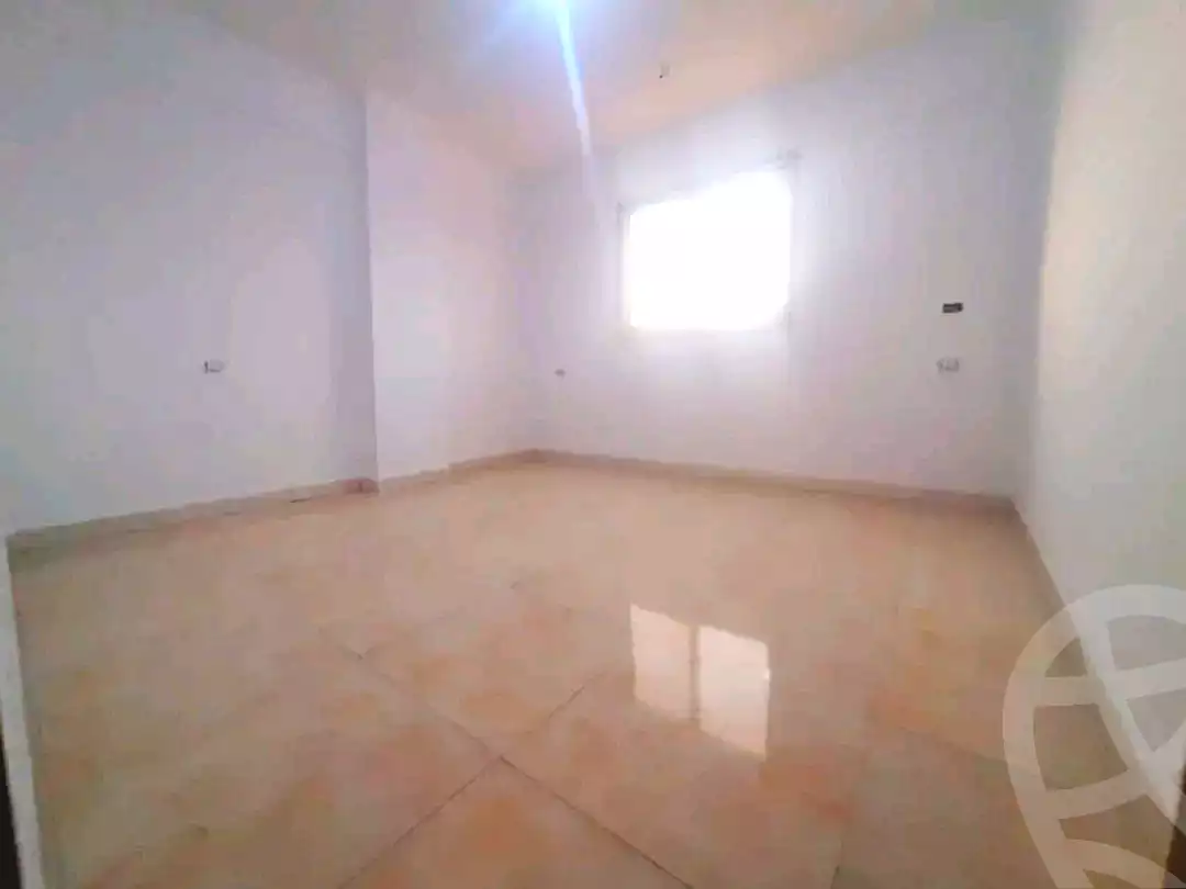 https://aqarmap.com.eg/en/listing/6946100-for-rent-qalyubia-shubra-el-khaima-el-shareaa-el-gadid-st