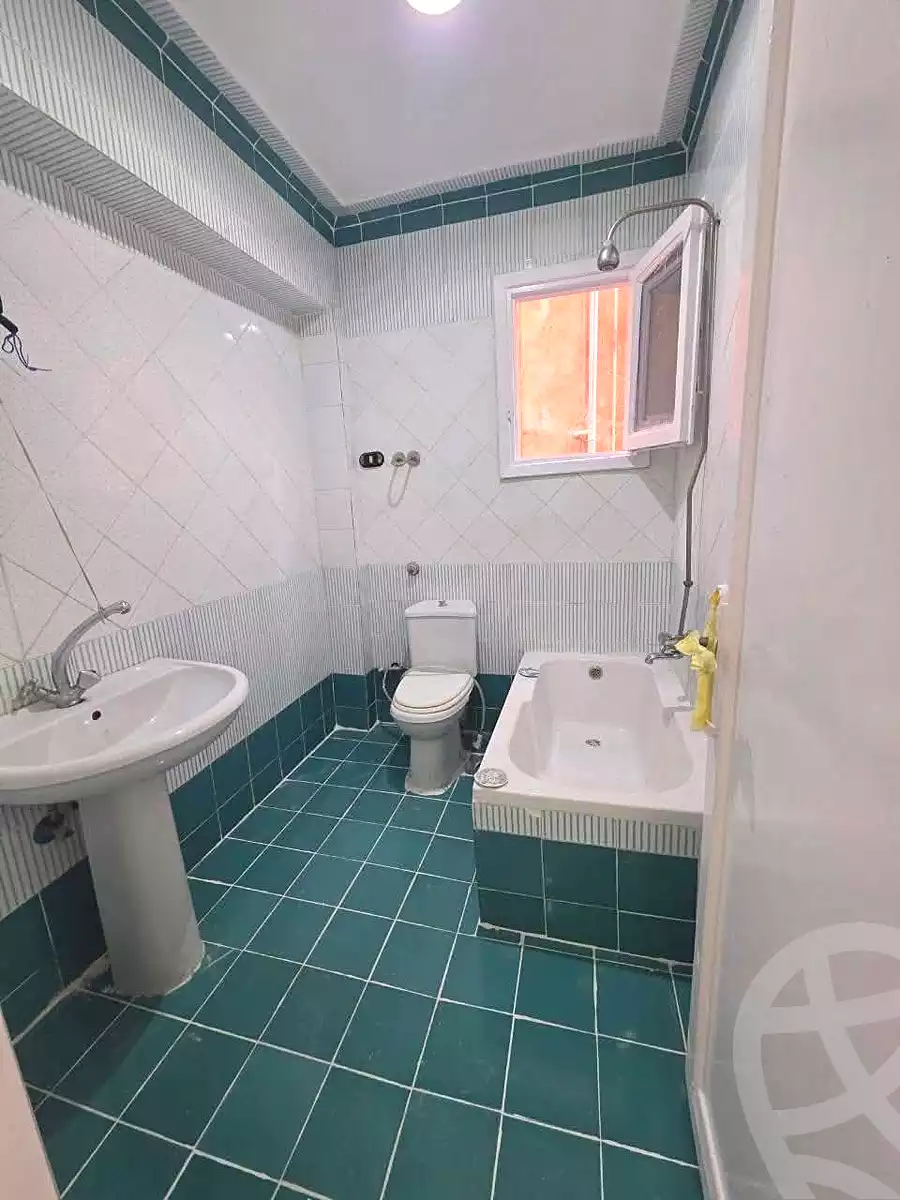 https://aqarmap.com.eg/en/listing/6946208-for-sale-alexandria-al-agamy-shataa-el-nakheel