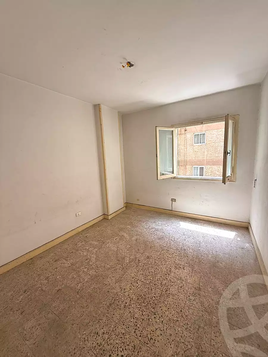 https://aqarmap.com.eg/ar/listing/6946267-for-sale-alexandria-sydy-bshr-sydy-bshr-bhry-street-15