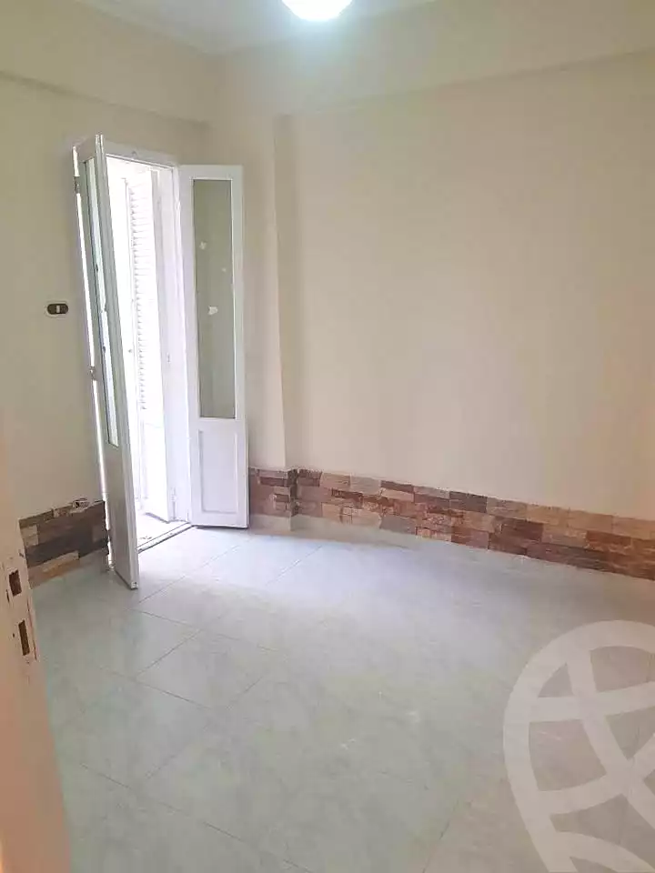 https://aqarmap.com.eg/en/listing/6946462-for-rent-alexandria-fyktwry-welly-spring-st