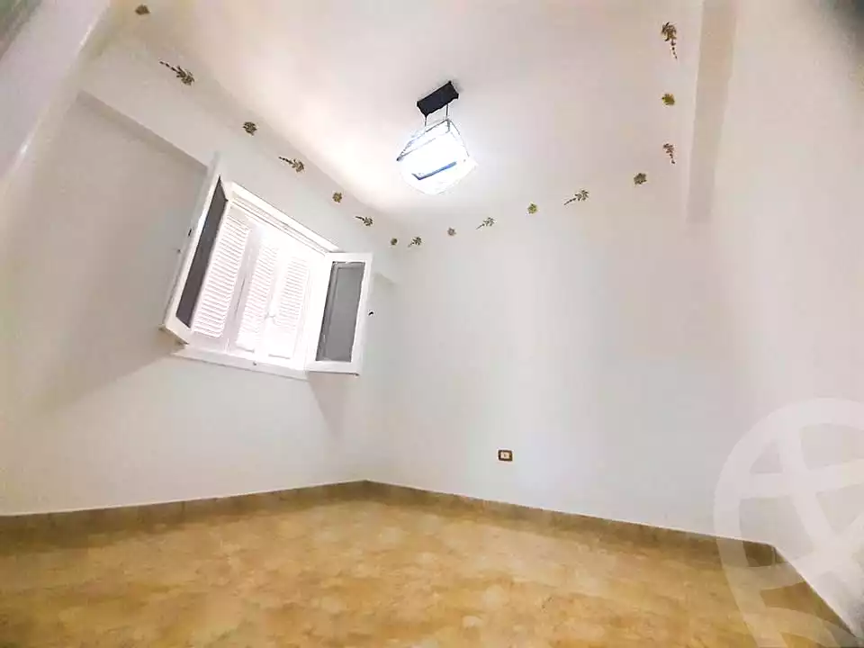 https://aqarmap.com.eg/ar/listing/6946522-for-sale-alexandria-al-agamy-shataa-el-nakheel-no-9-st