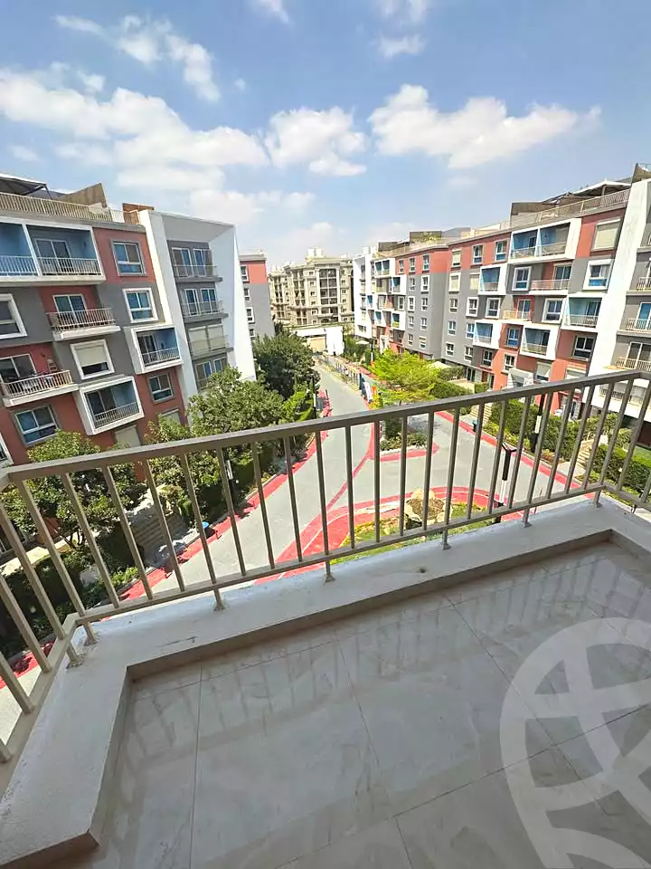 https://aqarmap.com.eg/ar/listing/6946683-for-sale-cairo-new-cairo-compounds-mwrd-fq-llttwyr