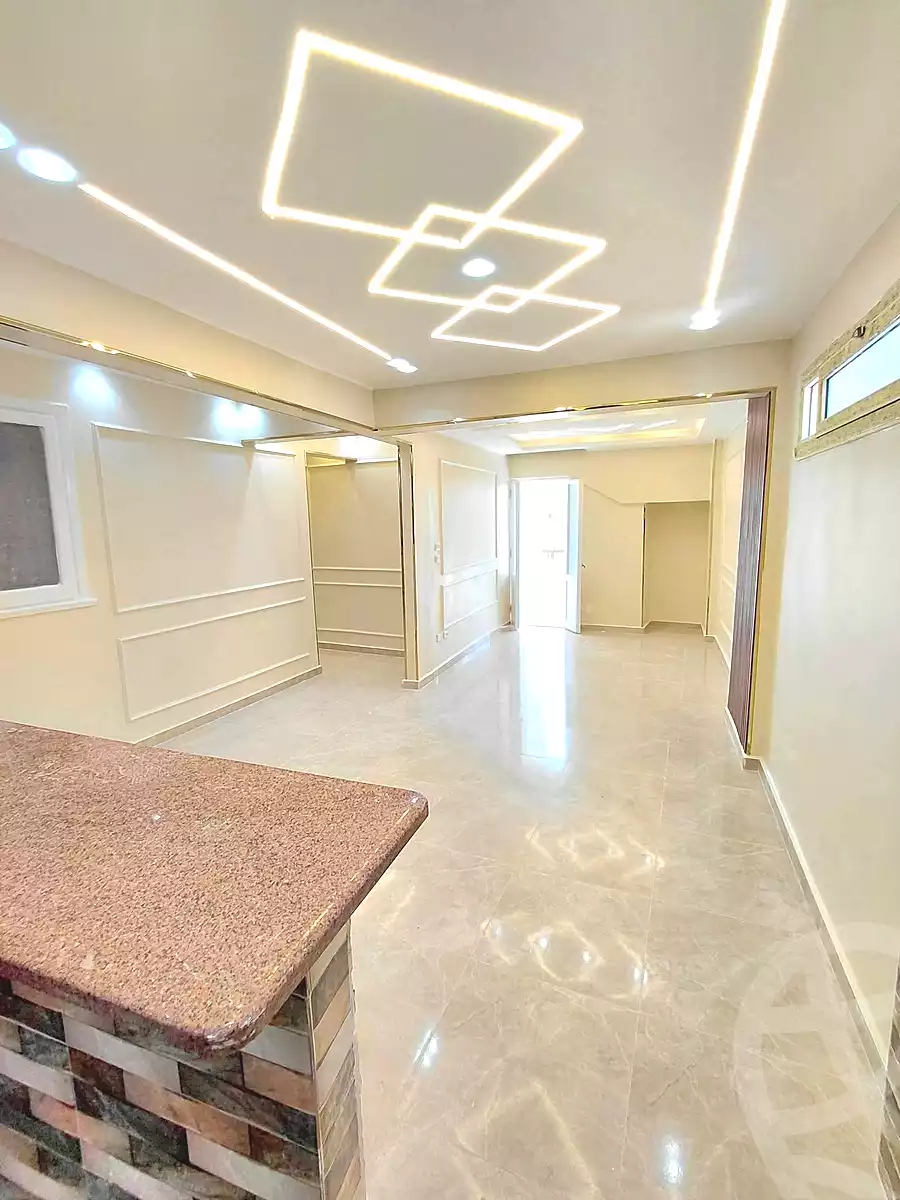 https://aqarmap.com.eg/ar/listing/6946786-for-sale-alexandria-miami-el-sebaey-st