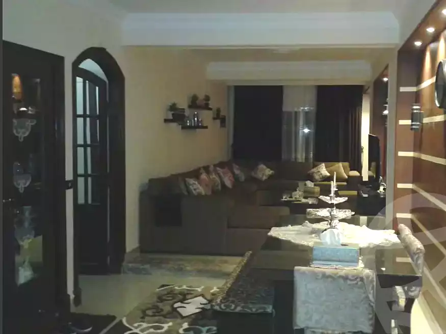https://aqarmap.com.eg/ar/listing/6946840-for-sale-cairo-mokattam-lhdb-l-ly-shareaa-9