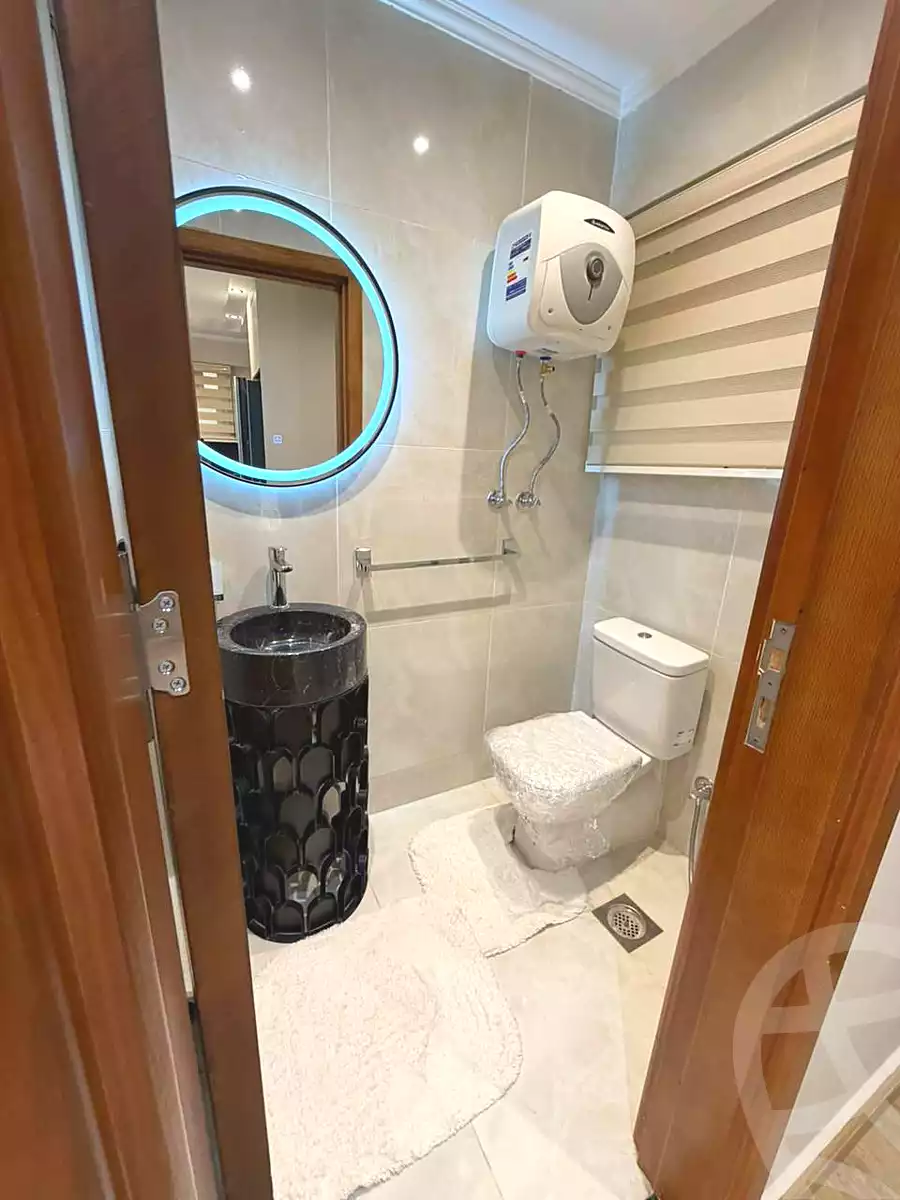 https://aqarmap.com.eg/ar/listing/6946775-for-sale-cairo-new-cairo-compounds-jadie-residence-concrete