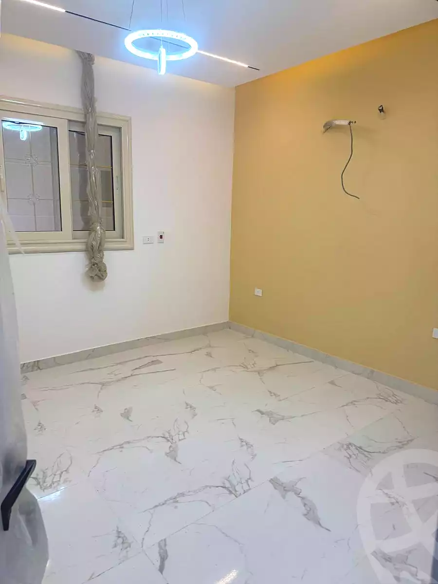 https://aqarmap.com.eg/ar/listing/6947195-for-rent-cairo-6th-of-october-el-hay-el-motamyz-first-touristic-village-al-lewaa-mohammed-ezzat-el-zyadi-st