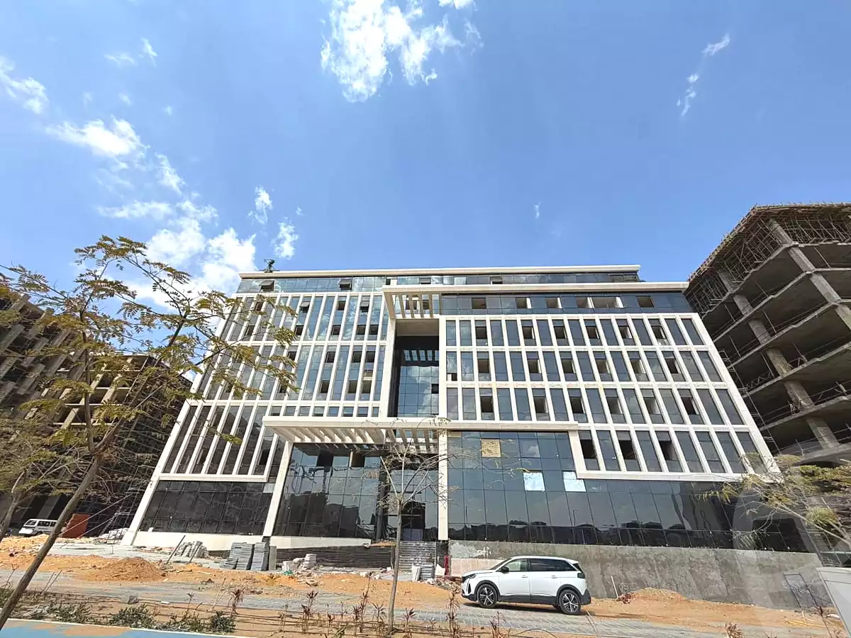 https://aqarmap.com.eg/ar/listing/6947452-for-sale-cairo-new-administrative-capital-lhy-lmly-thry-skwyr-twr-dwmynr