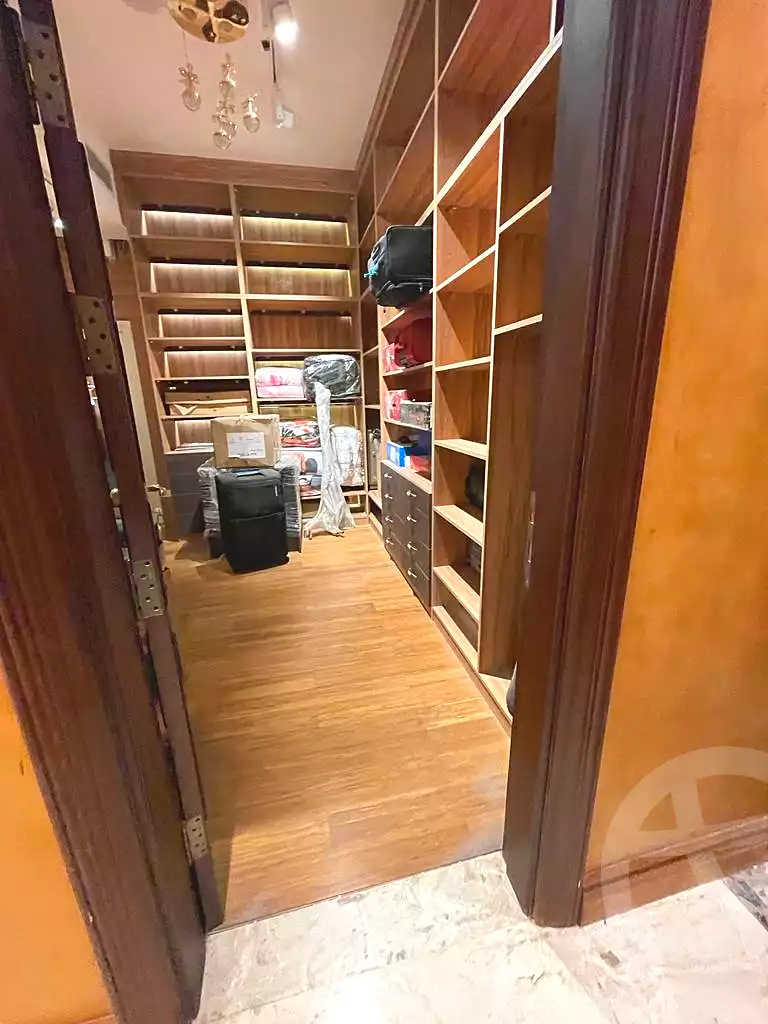 https://aqarmap.com.eg/en/listing/6946700-for-sale-cairo-al-oubour-jm-y-rby-kht-10-shml