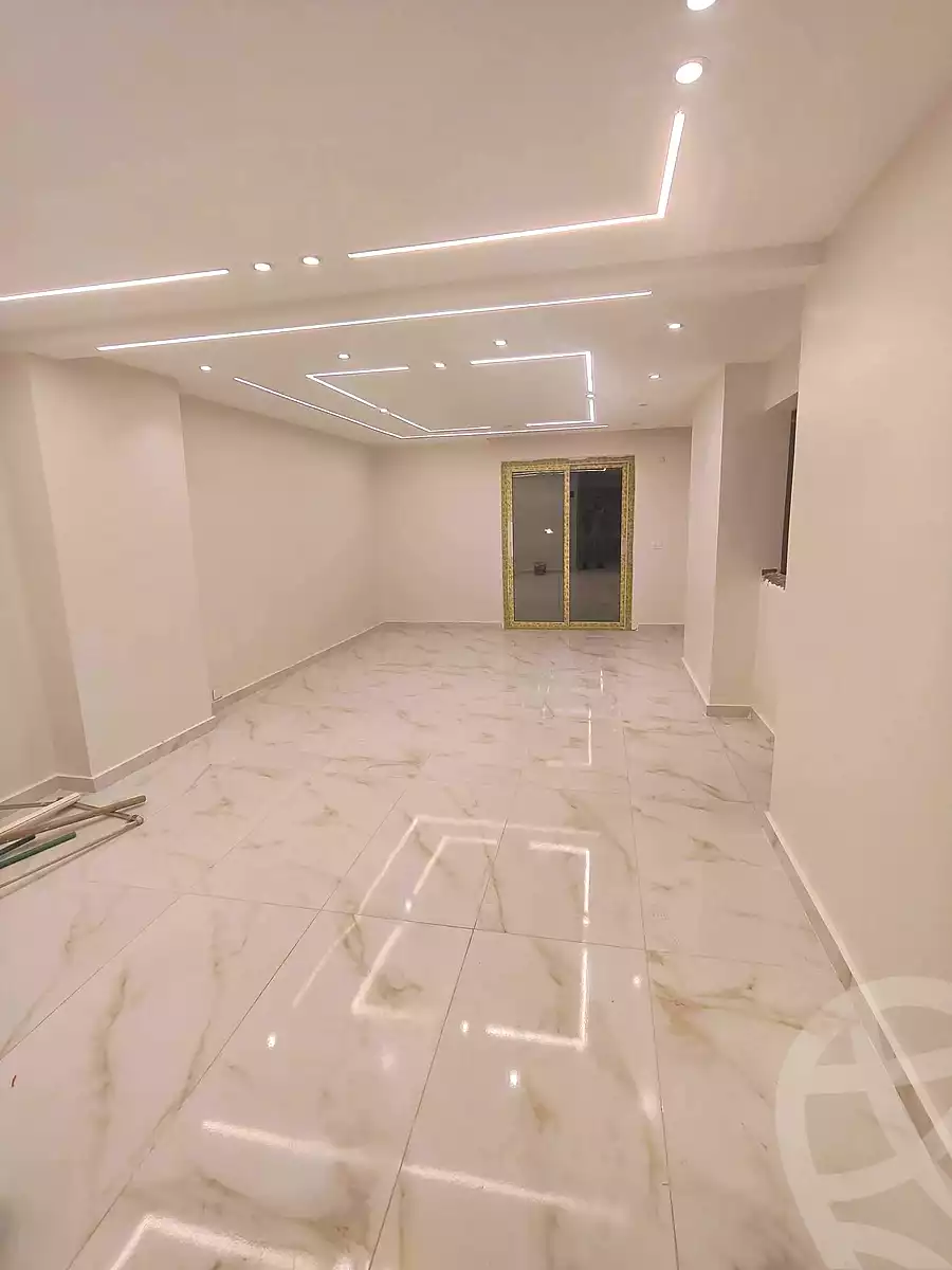 https://aqarmap.com.eg/ar/listing/6947768-for-sale-alexandria-el-asafra-shr-45