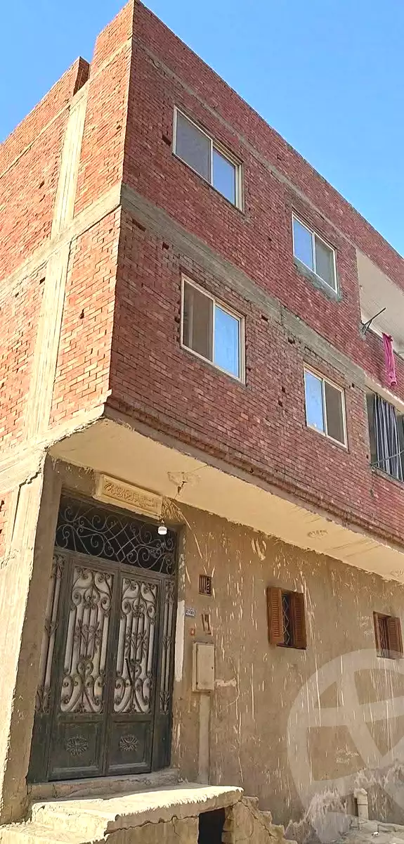 https://aqarmap.com.eg/ar/listing/6948187-for-sale-qalyubia-shubra-el-khaima-el-shareaa-el-gadid-st