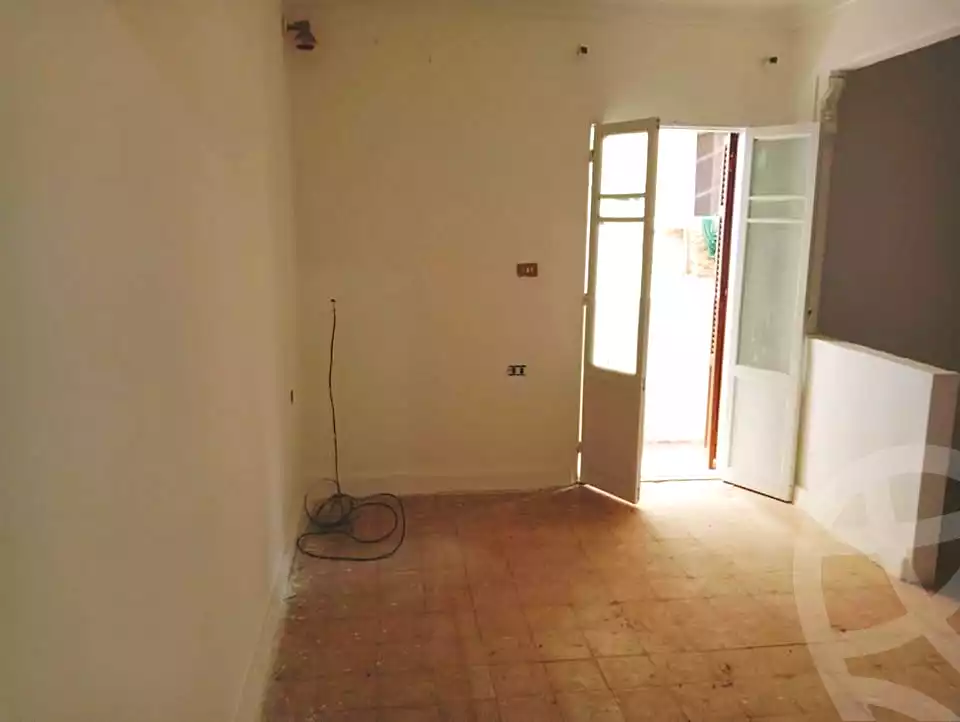 https://aqarmap.com.eg/en/listing/6948528-for-sale-alexandria-el-asafra-l-sfr-qbly-street-30