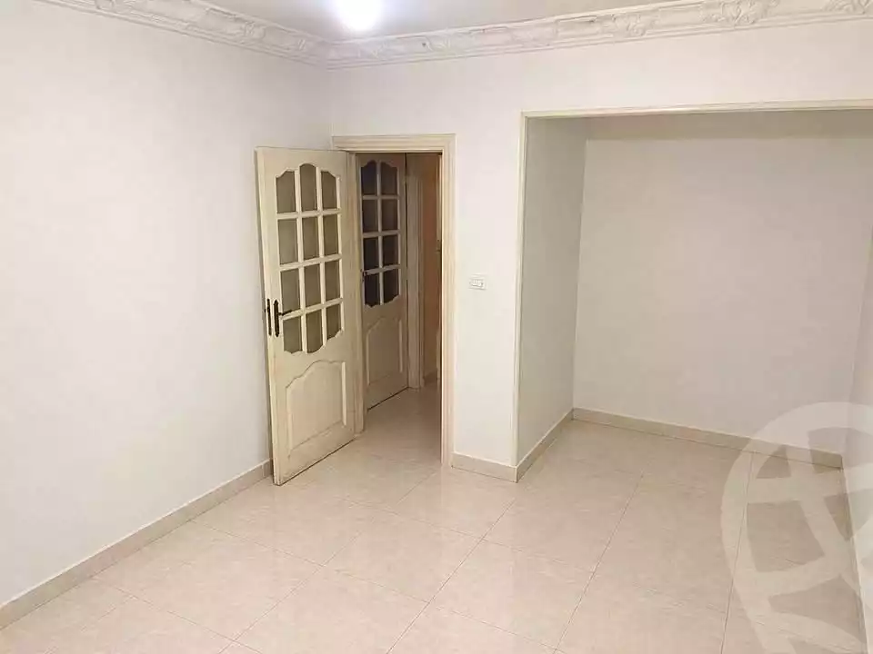 https://aqarmap.com.eg/ar/listing/6948844-for-sale-alexandria-sydy-bshr-sydy-bshr-bhry-gamal-abd-el-nasir-st