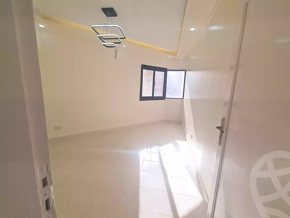 https://aqarmap.com.eg/en/listing/6948895-for-sale-alexandria-al-agamy-shataa-el-nakheel-no-6-st