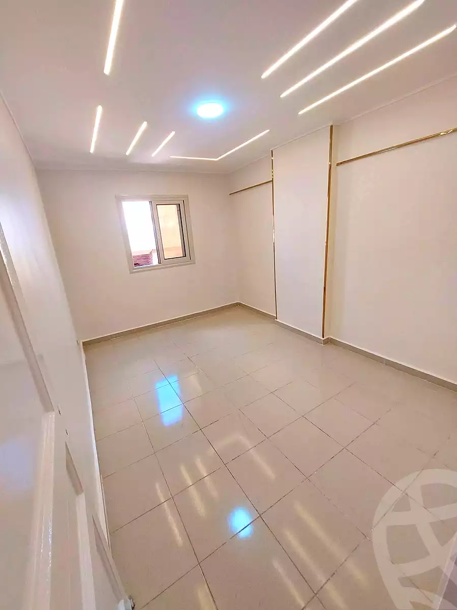 https://aqarmap.com.eg/ar/listing/6949189-for-sale-alexandria-sydy-bshr-sydy-bshr-bhry-shr-mhmwd-l-yswy