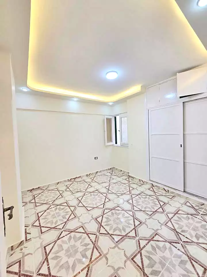 https://aqarmap.com.eg/ar/listing/6950298-for-sale-alexandria-al-agamy-shataa-el-nakheel