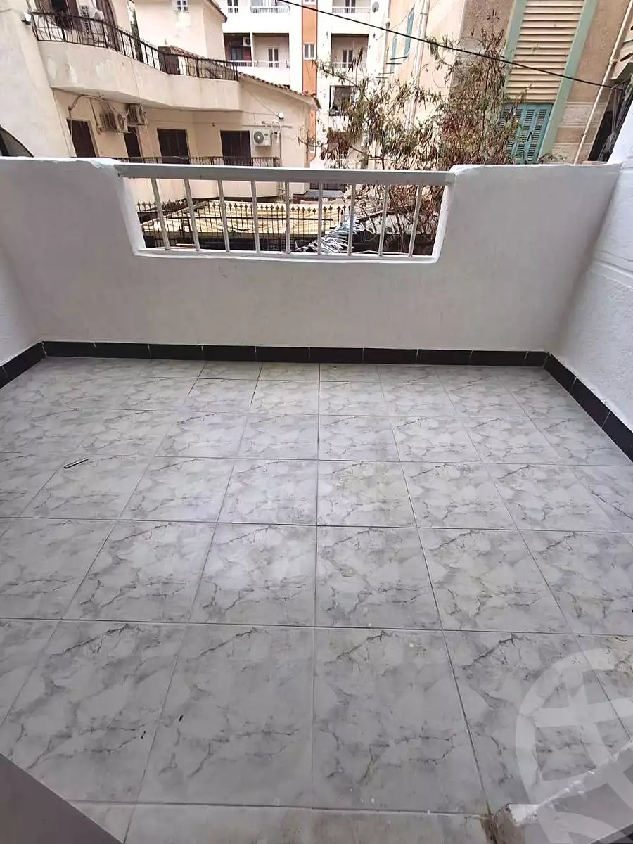 https://aqarmap.com.eg/ar/listing/6950625-for-sale-alexandria-al-agamy-shataa-el-nakheel