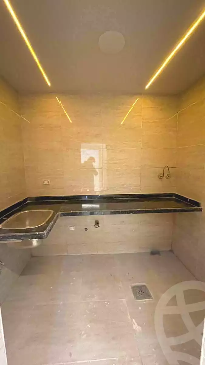https://aqarmap.com.eg/ar/listing/6950899-for-sale-alexandria-al-agamy-lbytsh-ibrahim-othman-st