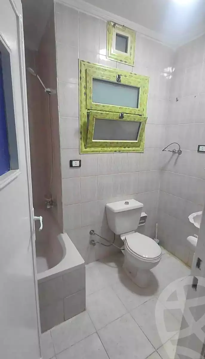 https://aqarmap.com.eg/ar/listing/6951023-for-sale-alexandria-sydy-bshr-sydy-bshr-bhry