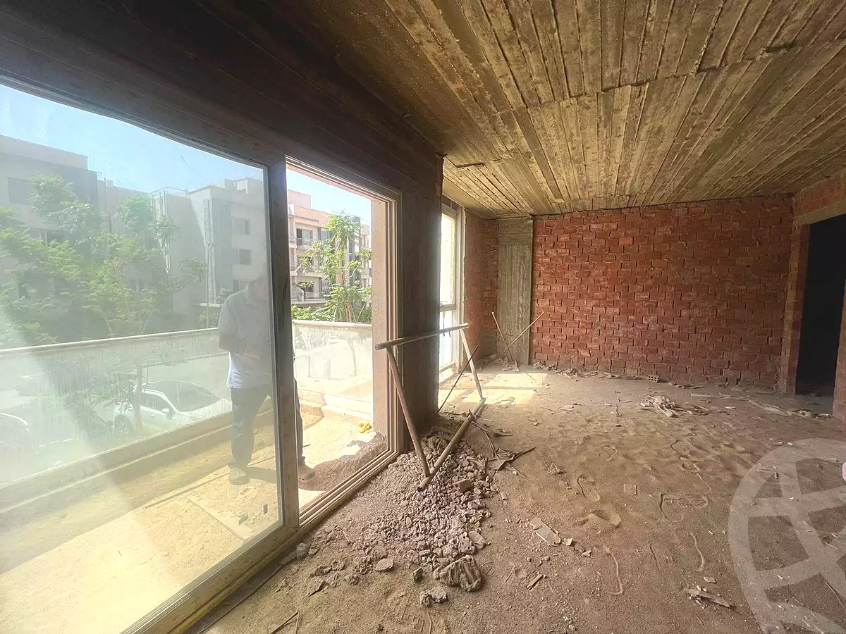 https://aqarmap.com.eg/en/listing/6951472-for-sale-cairo-new-cairo-compounds-galleria-moon-valley-compound-arabia