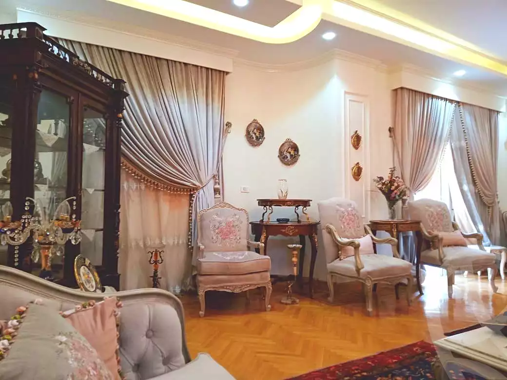 https://aqarmap.com.eg/ar/listing/6951729-for-sale-cairo-new-cairo-compounds-la-rose