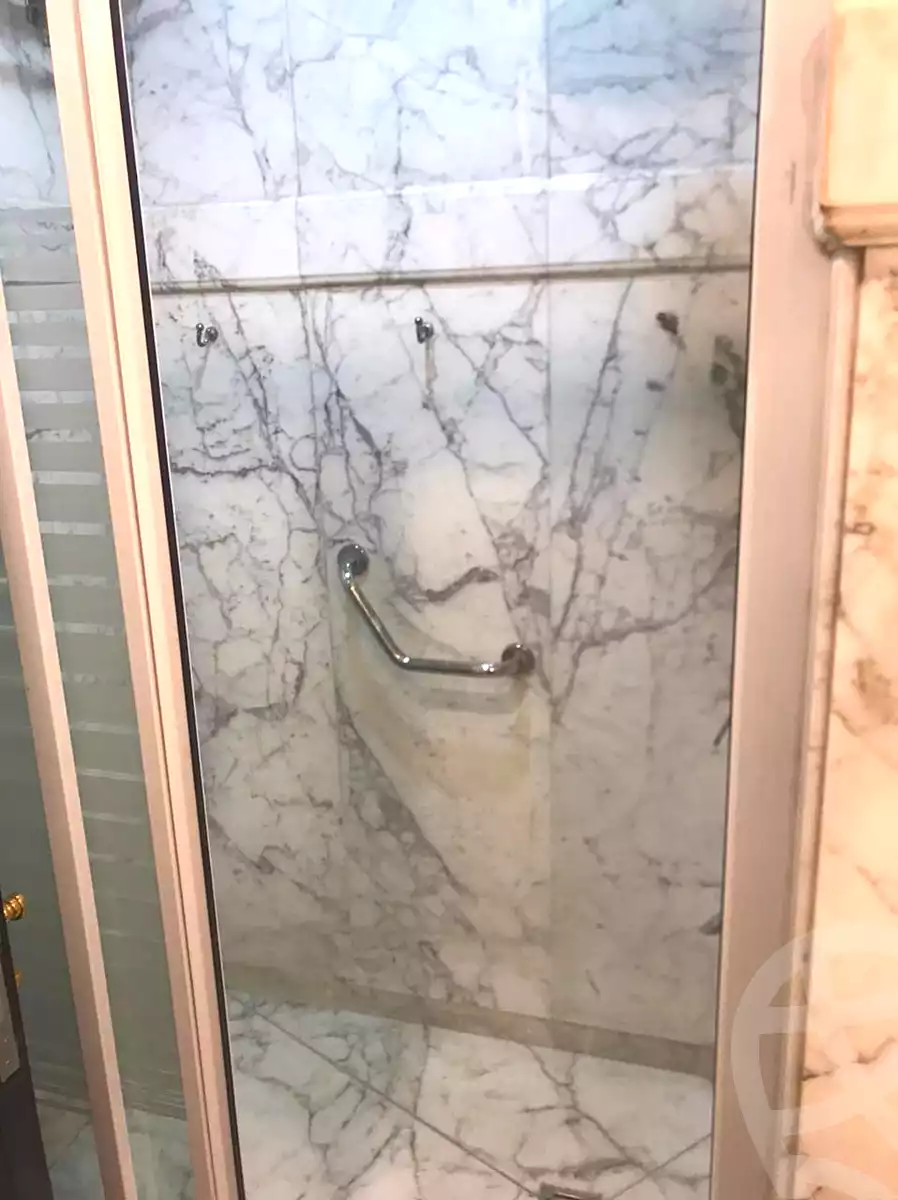 https://aqarmap.com.eg/ar/listing/6951981-for-rent-cairo-dokki-kwrnysh-lnyl