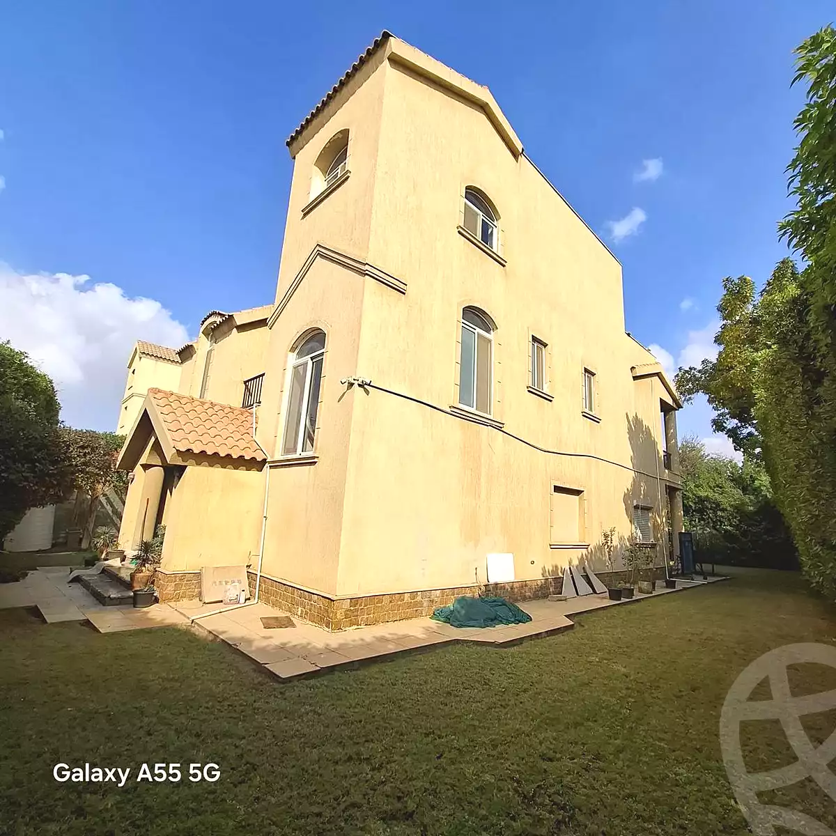 https://aqarmap.com.eg/ar/listing/6952043-for-sale-cairo-new-cairo-madinaty-first-zone-buildings-11th-st.